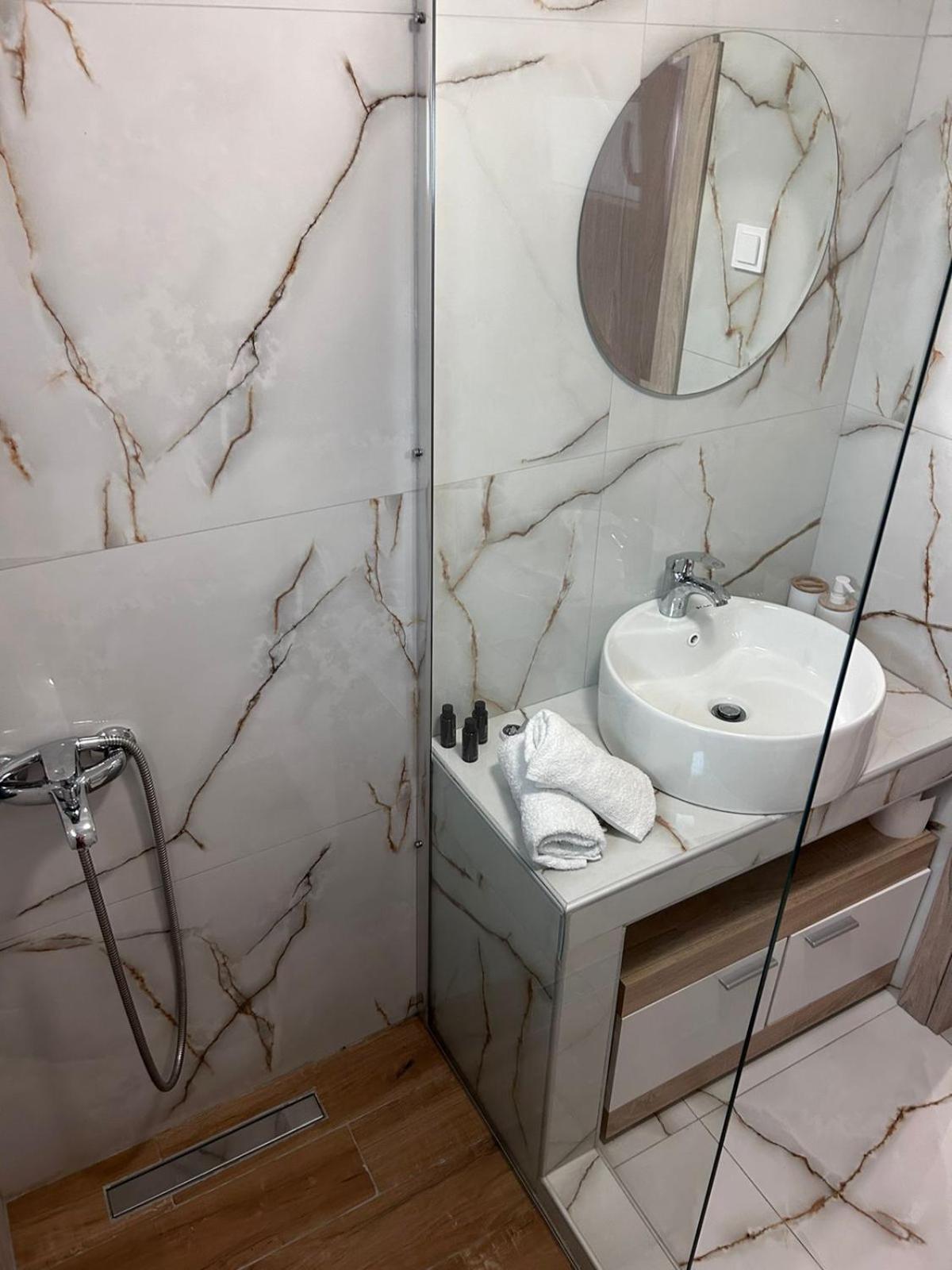Amaya Pine Rooms كيراموتي المظهر الخارجي الصورة